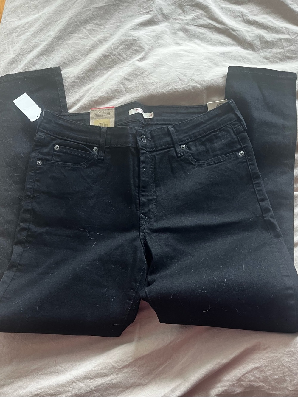 Levi’s Black Straight-Leg Jeans (size 32)
